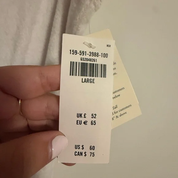 Abercrombie & Fitch Terry Cloth Cover Up - Picture 6 of 6